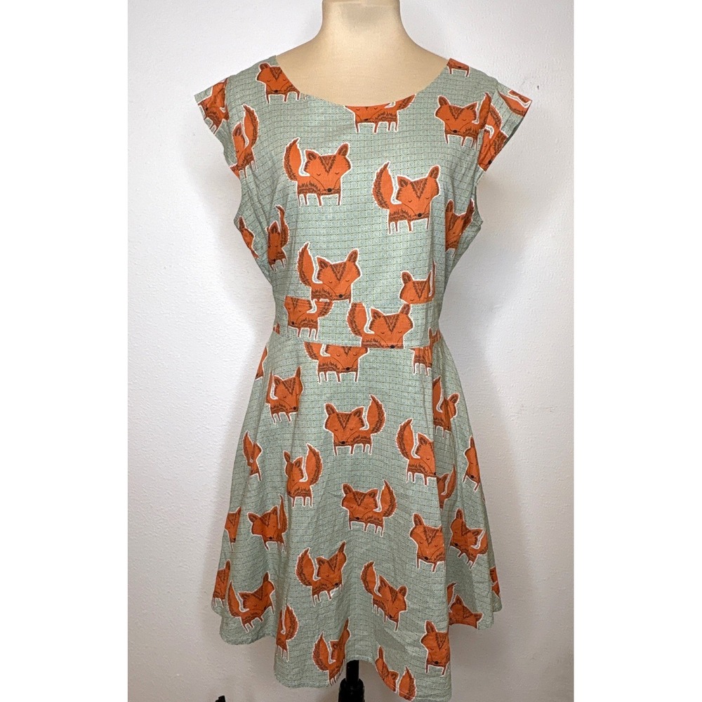 SM Wardrobe Womens Dress Fox Print Fit Flare M/L Green Mod Whimsical Indie